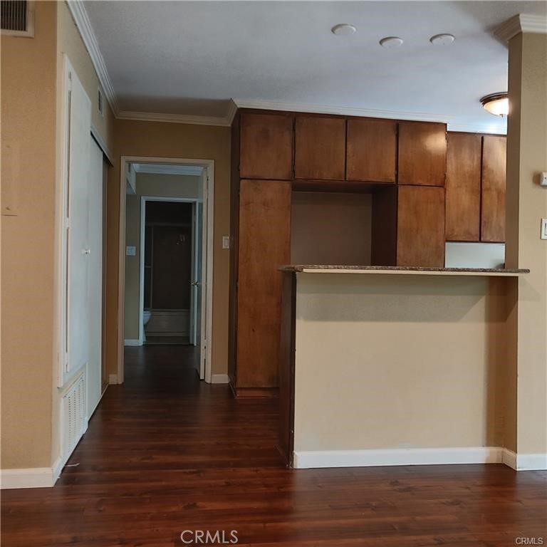 400 N Acacia B35 Property Photo 14