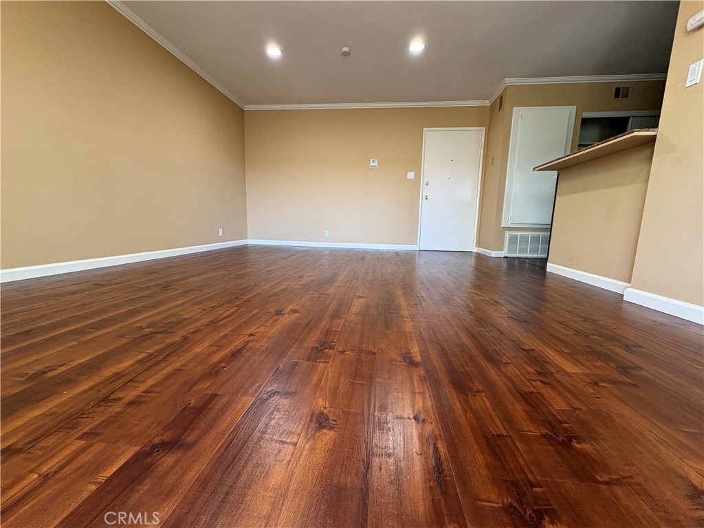 400 N Acacia B35 Property Photo 26