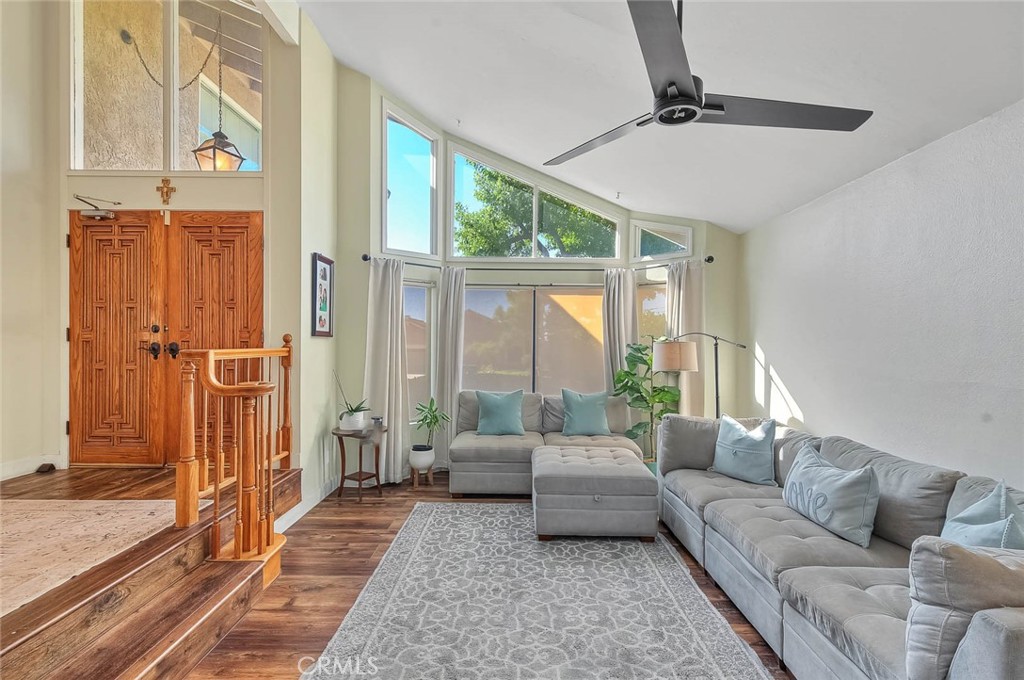 9512 Sunflower Property Photo 5