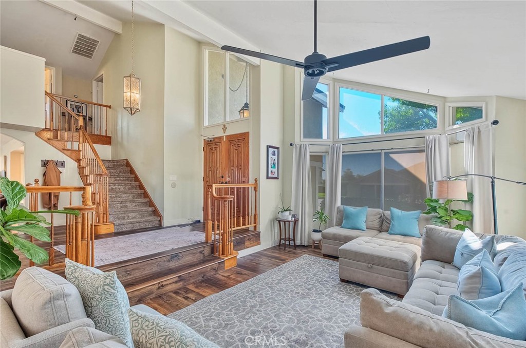 9512 Sunflower Property Photo 6