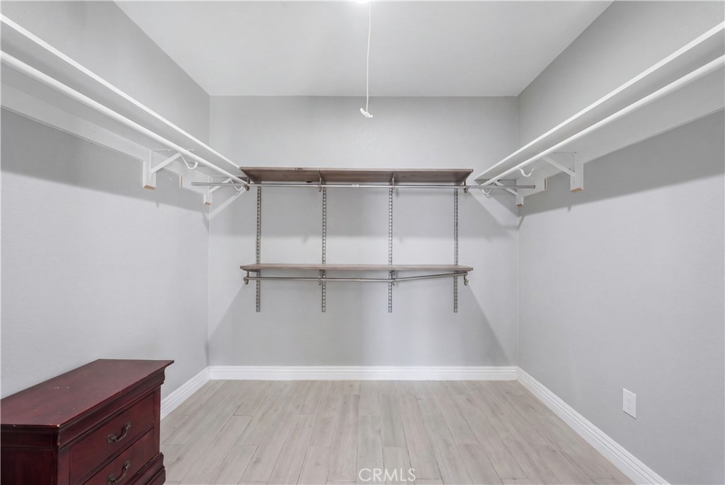 18060 Walnut Street Property Photo 20