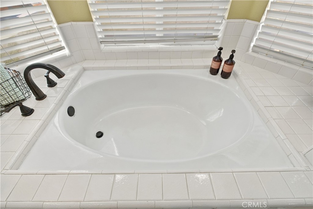 20908 E Walnut Canyon Road Property Photo 28