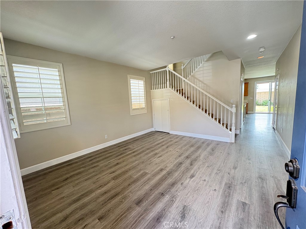 14643 Deer Drive Property Photo 2
