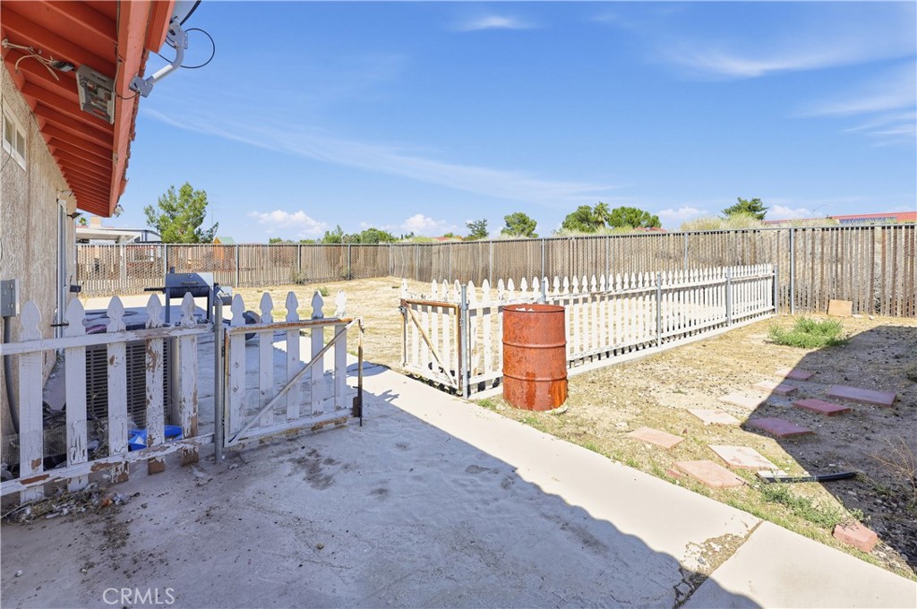 14144 Cortez Property Photo 16