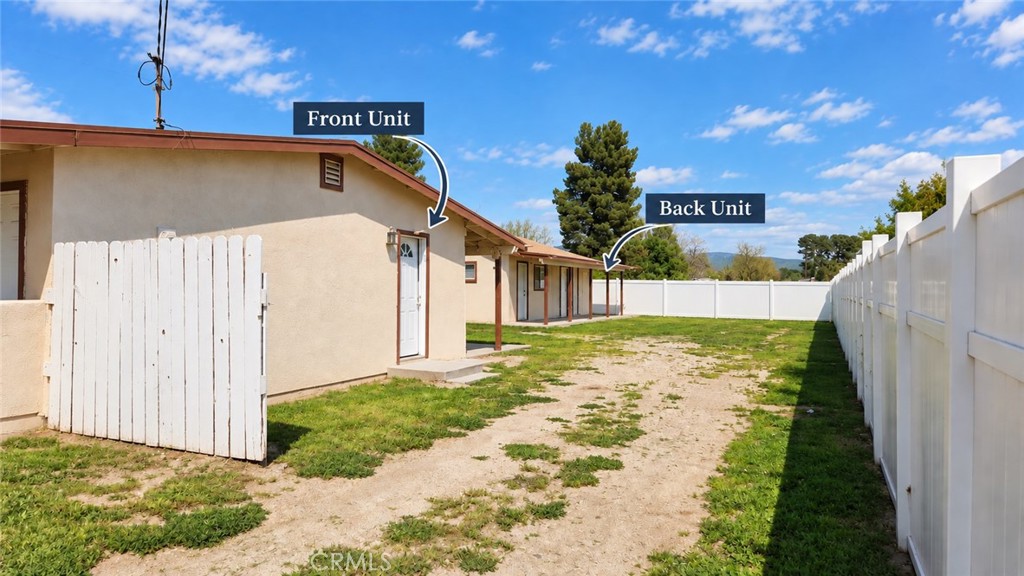 10878 Crowther Lane Property Photo 5