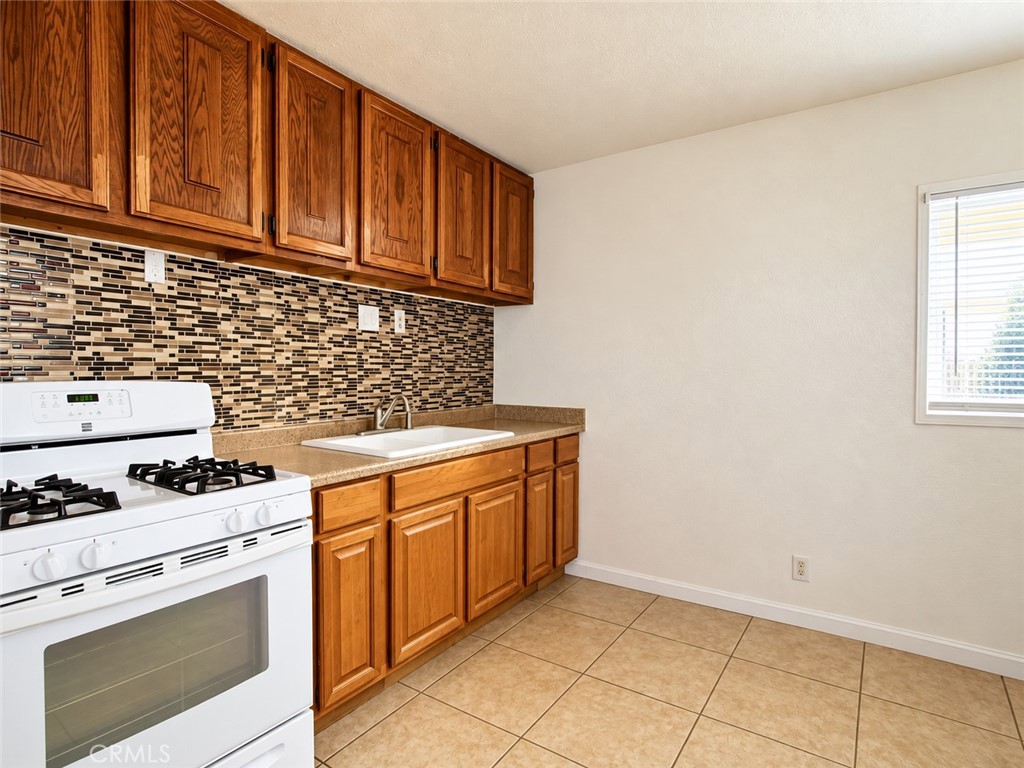 10878 Crowther Lane Property Photo 10