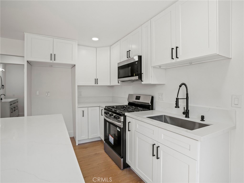 7121 Vine Property Photo 11