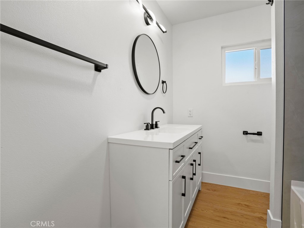 7121 Vine Property Photo 12