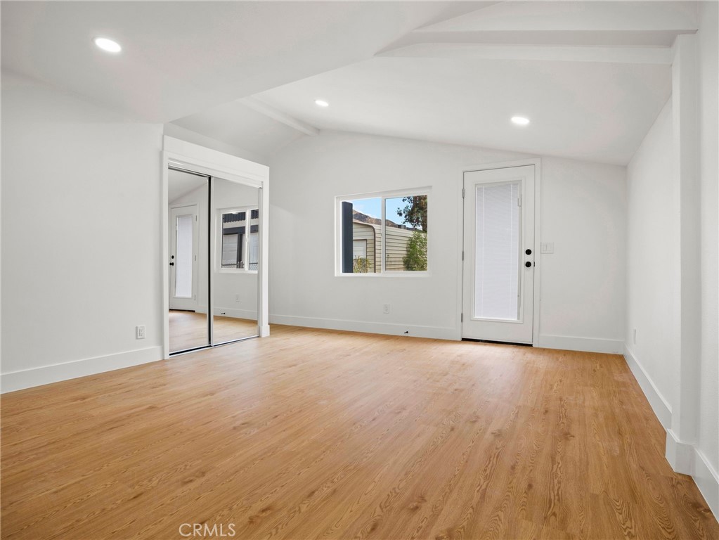 7121 Vine Property Photo 18