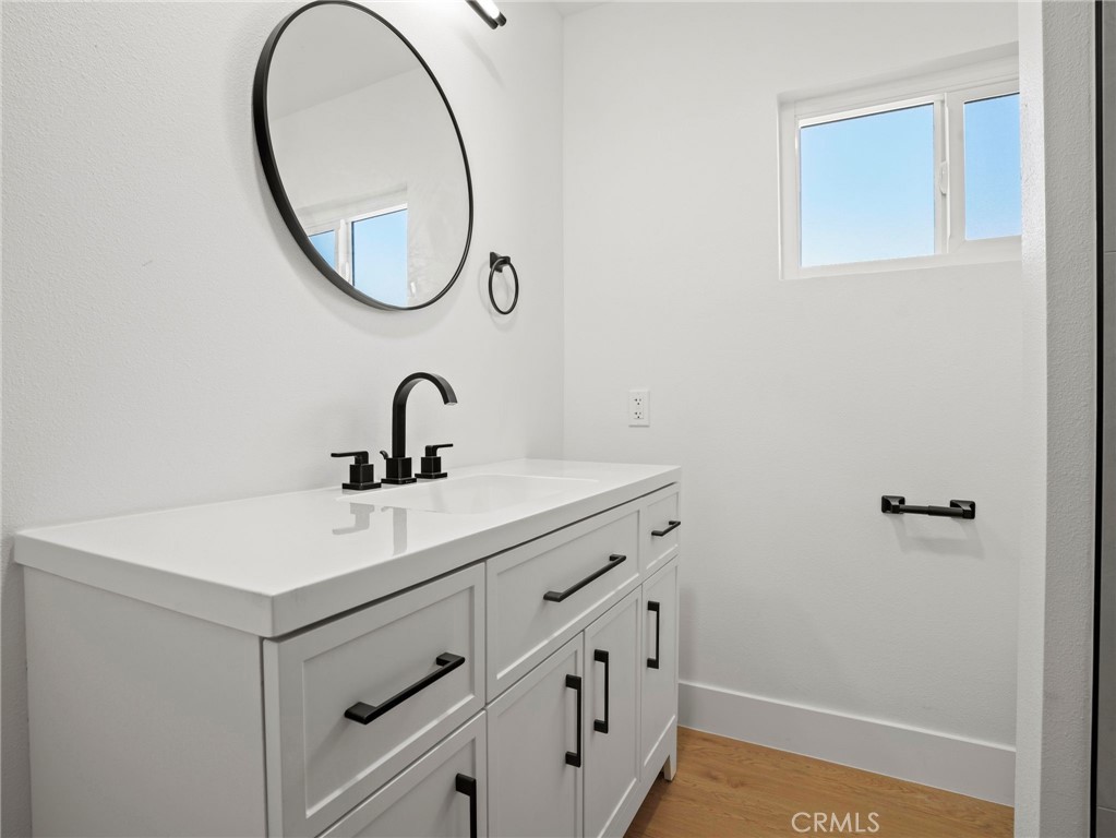 7121 Vine Property Photo 21