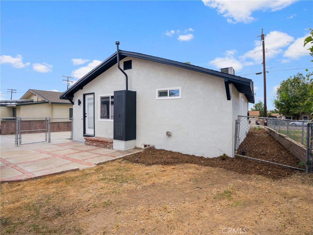 7121 Vine Property Photo 25
