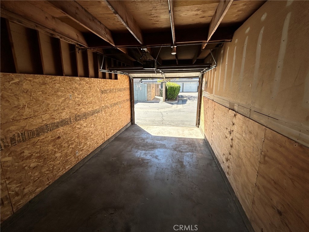 8760 1/2 Pine Crest Property Photo 17