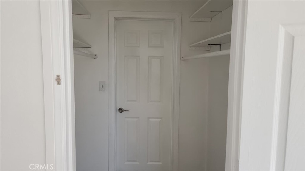 922 Center Street Property Photo 18