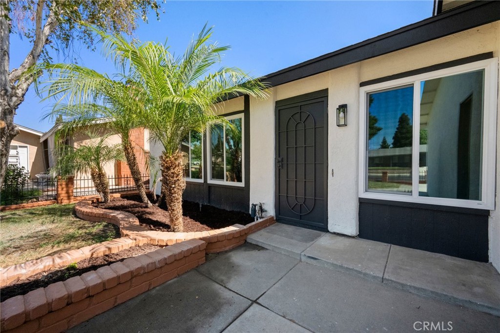 2863 S Cypress Point Property Photo 4