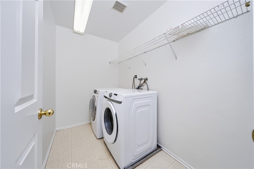 2 Safeguard Place Property Photo 8
