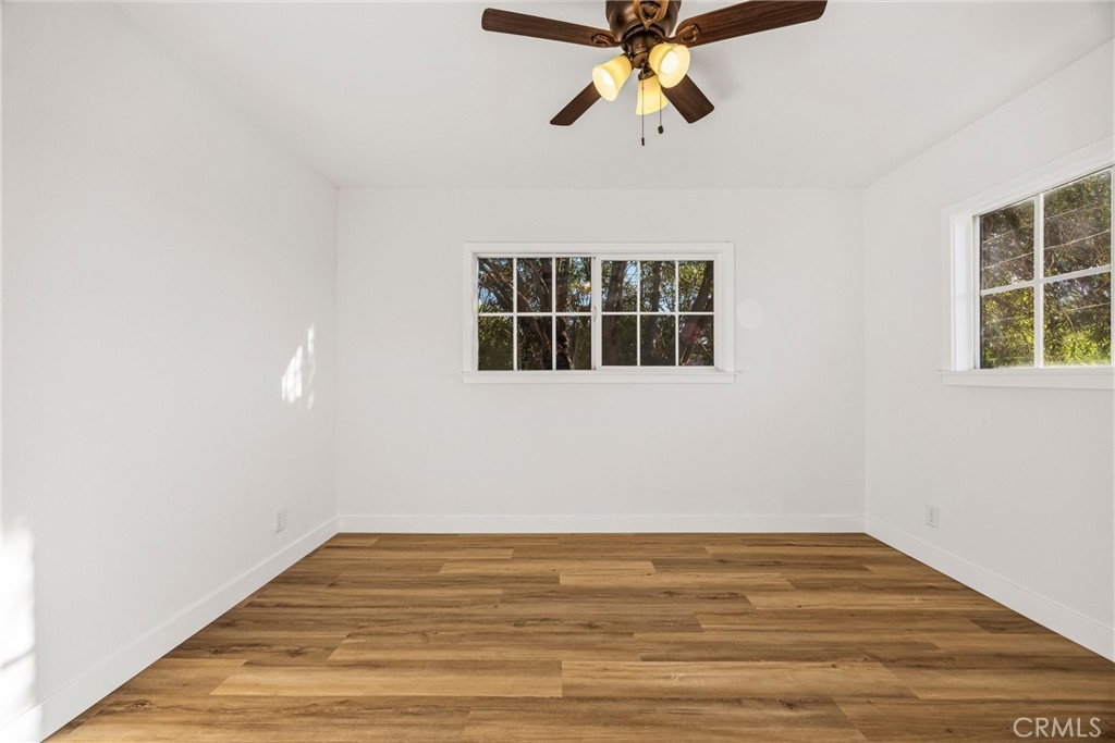 5976 Los Feliz Property Photo 26