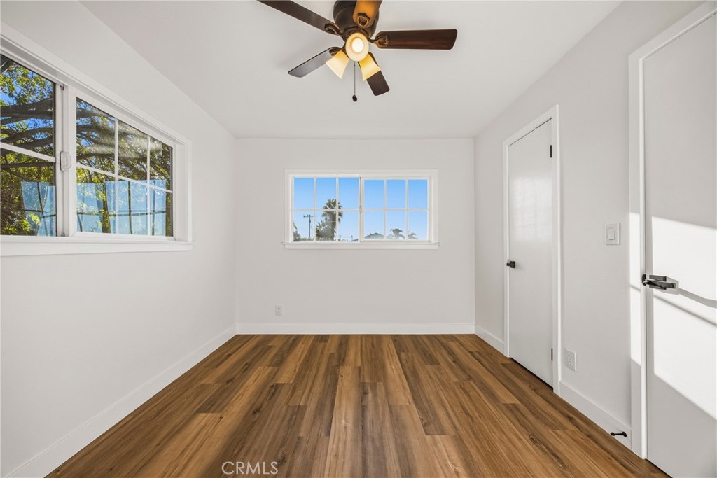 5976 Los Feliz Property Photo 27