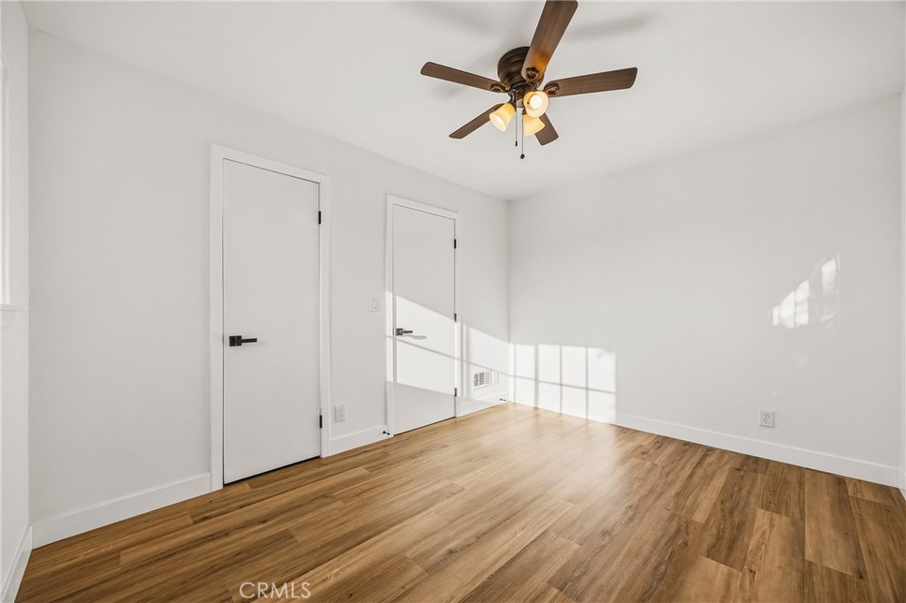 5976 Los Feliz Property Photo 28