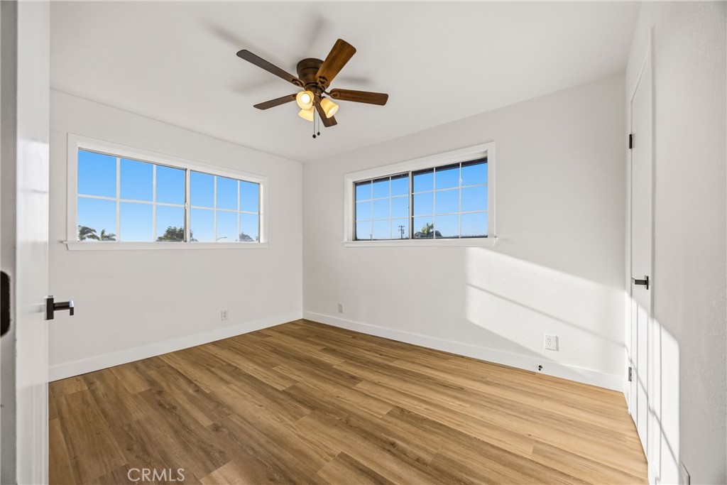 5976 Los Feliz Property Photo 29