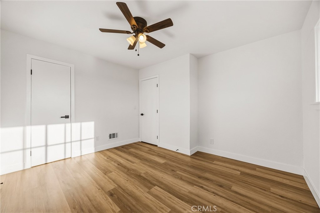 5976 Los Feliz Property Photo 31