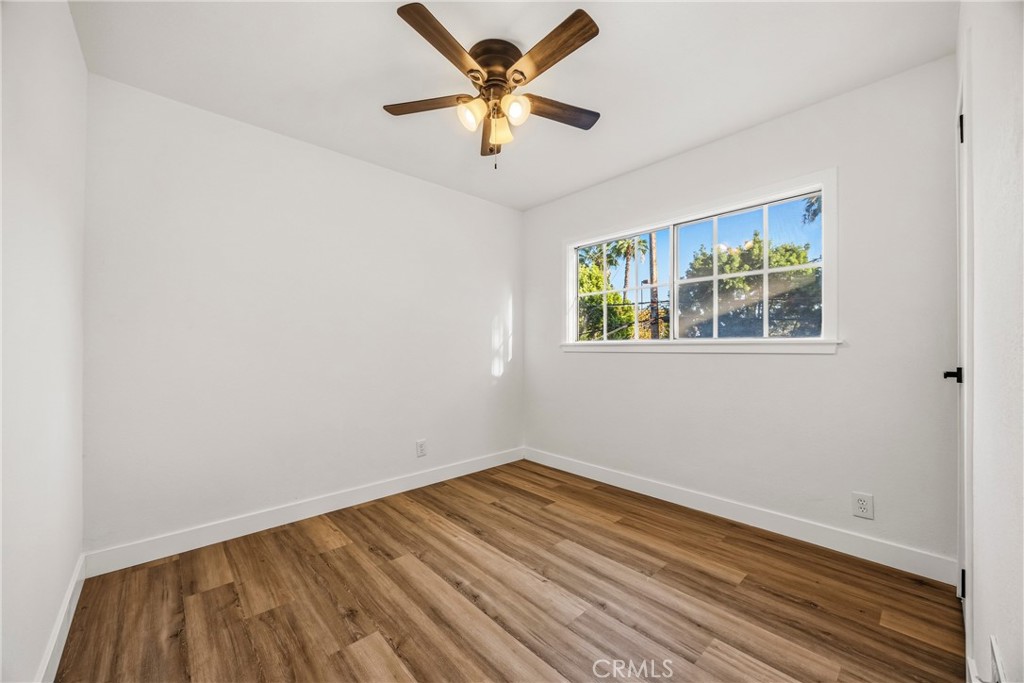 5976 Los Feliz Property Photo 45