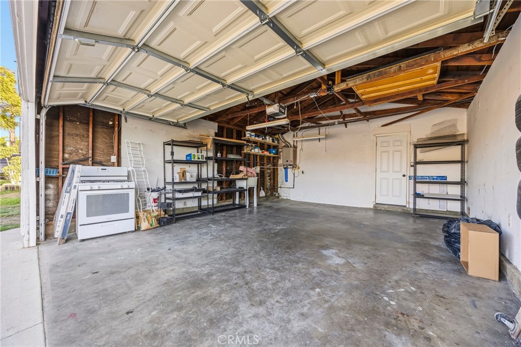 5976 Los Feliz Property Photo 50