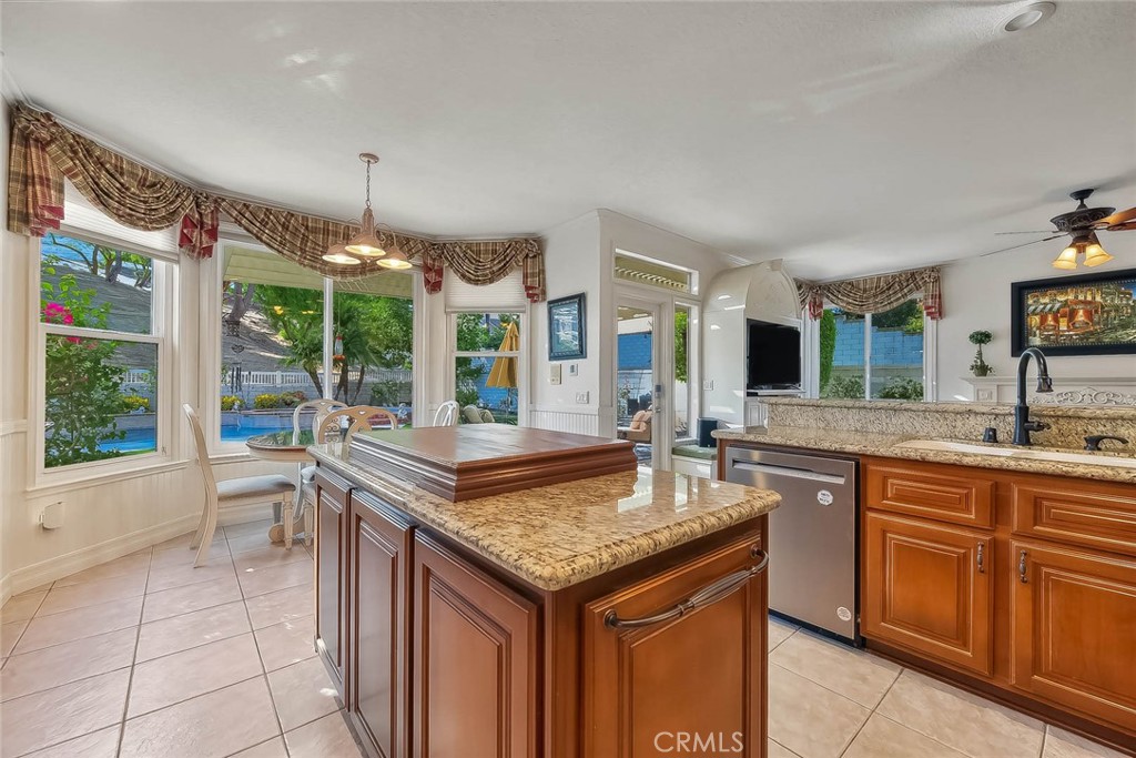 14418 Ashbury Property Photo 13