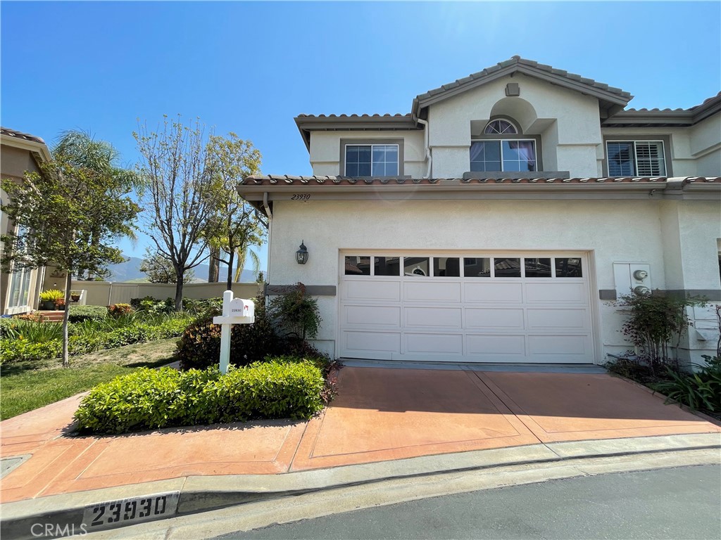 23930 Nicole Property Photo 1