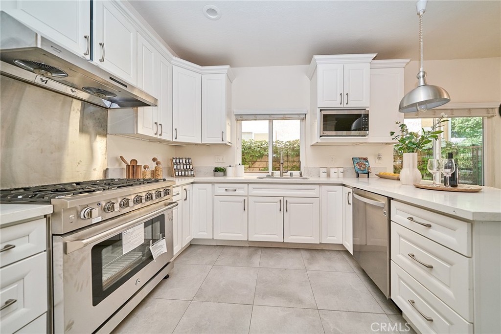 24215 Delta Drive Property Photo 12