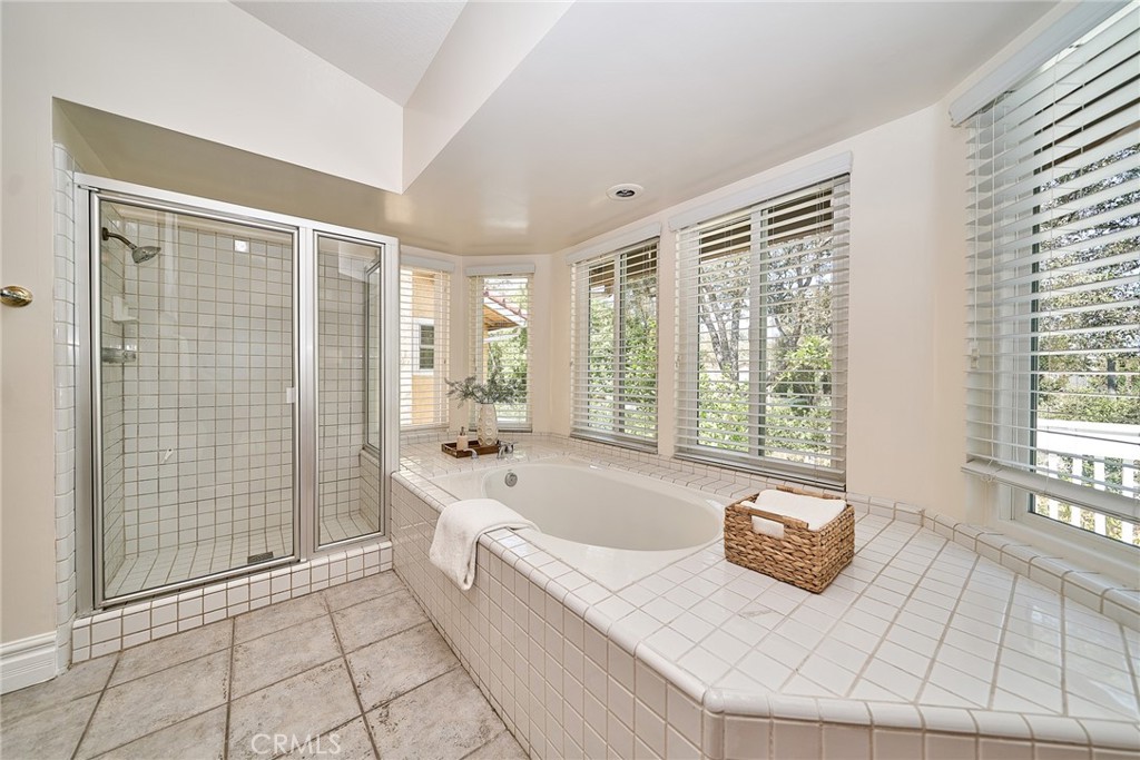 24215 Delta Drive Property Photo 33
