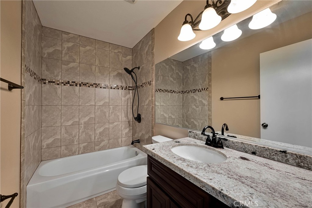 1180 Loxley Place Property Photo 19