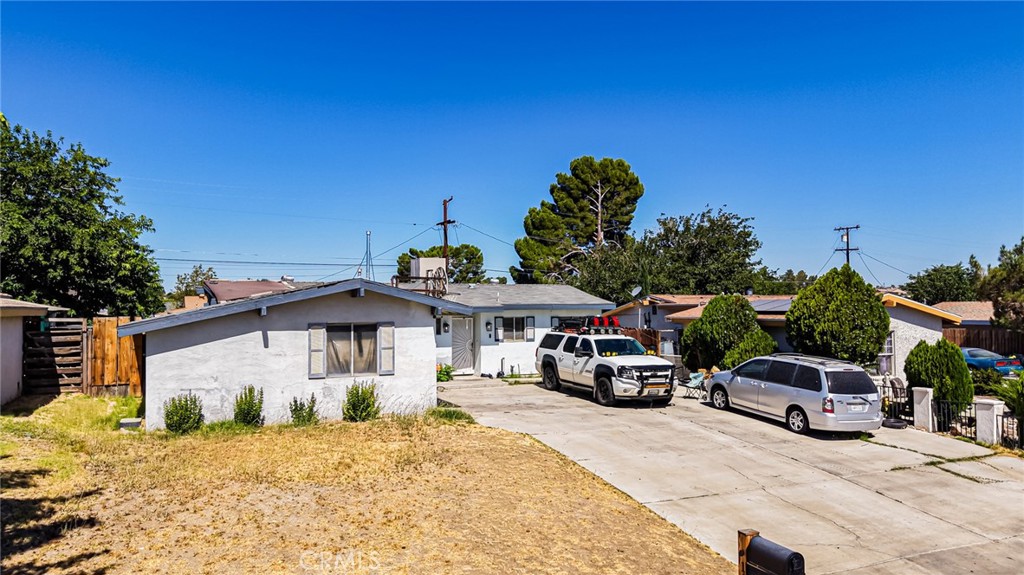 14378 Mojave Property Photo 3