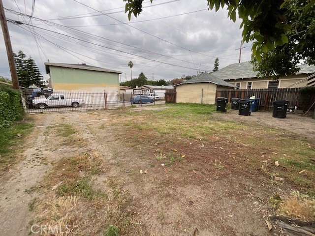 3213 Huron Property Photo 5