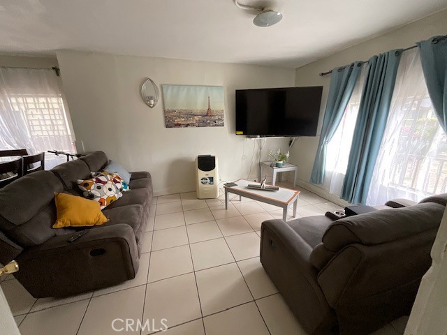 3213 Huron Property Photo 9