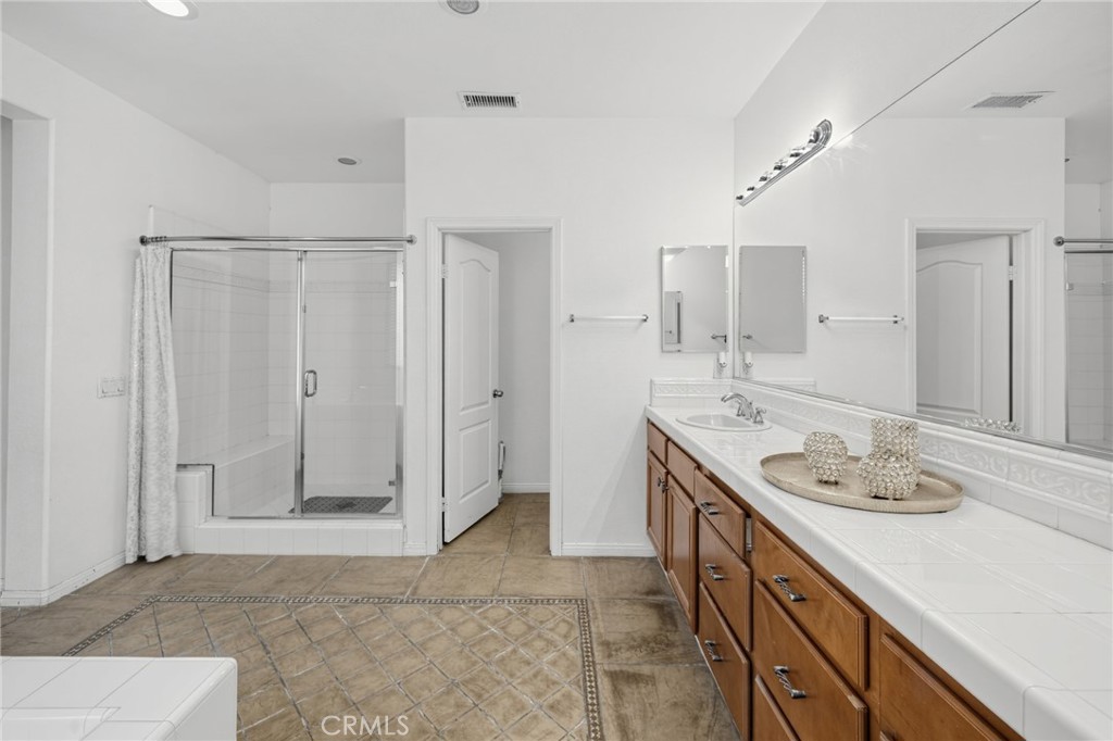 14099 Springwater Property Photo 27