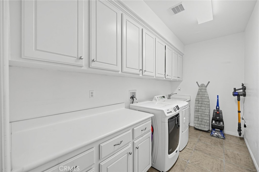 14099 Springwater Property Photo 28
