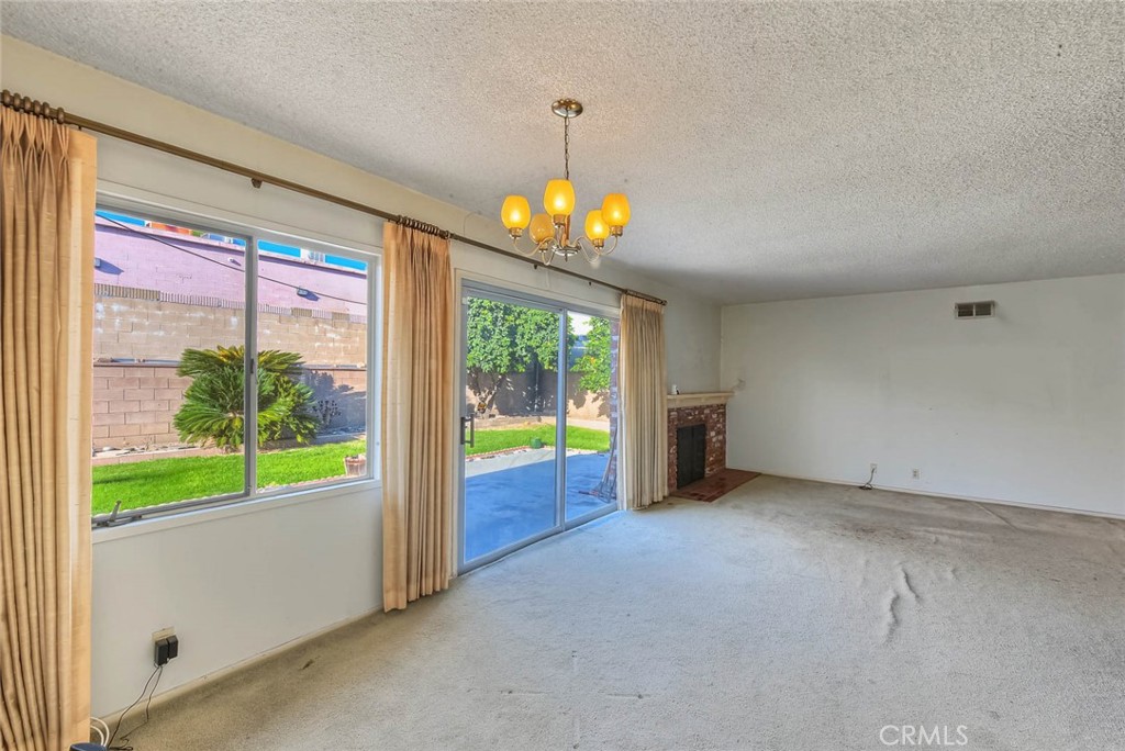 2441 Foxdale Property Photo 8
