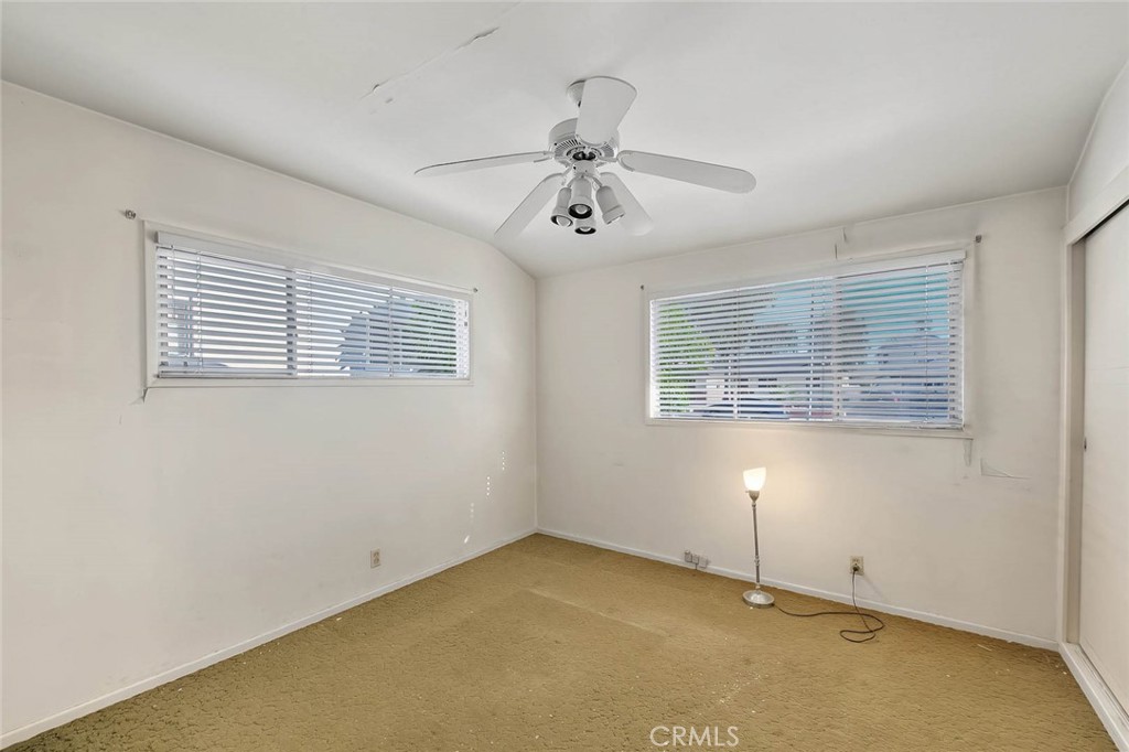 2441 Foxdale Property Photo 19