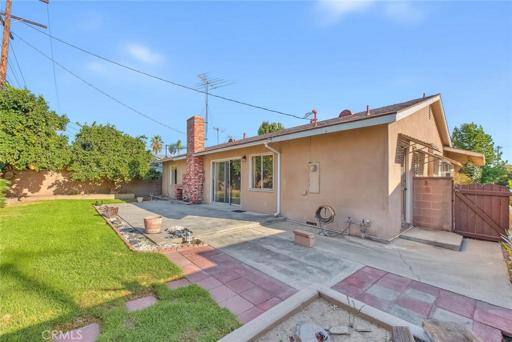 2441 Foxdale Property Photo 23