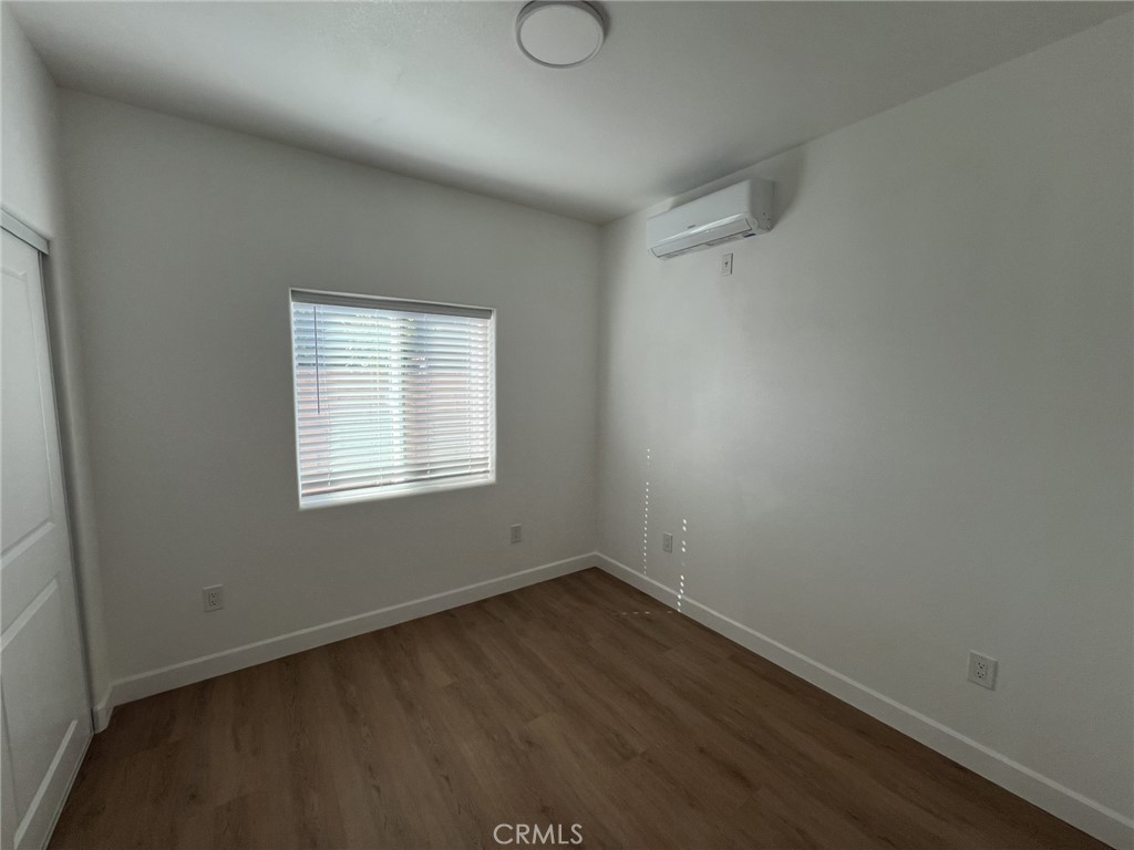 5033 B Sultana Property Photo 4
