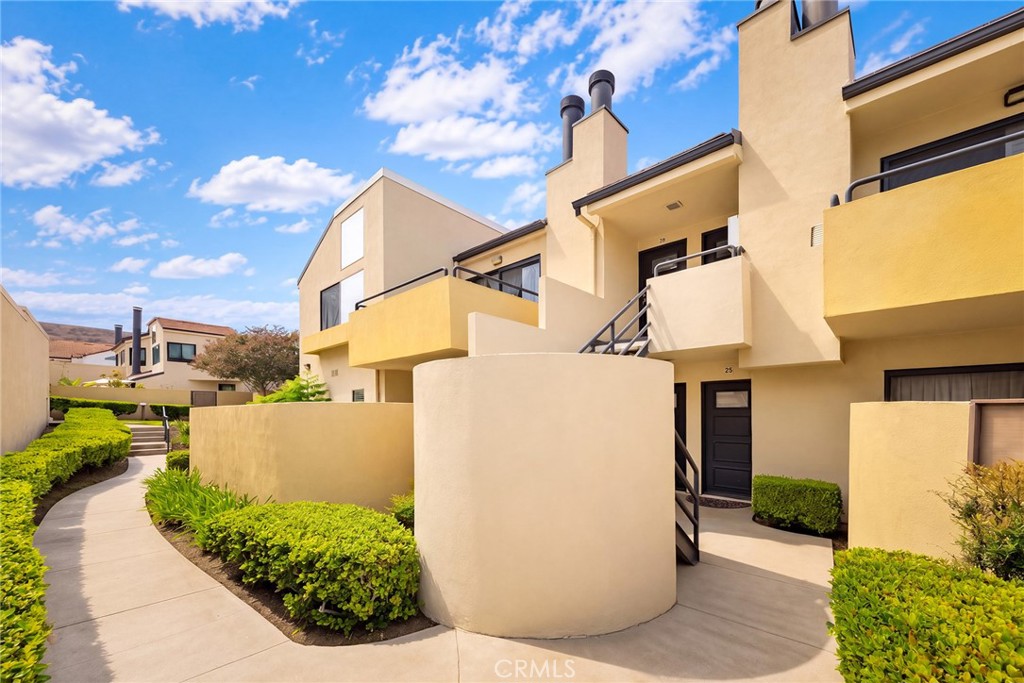 13115 Le Parc 35 Property Photo 4