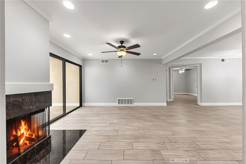 13115 Le Parc 35 Property Photo 5