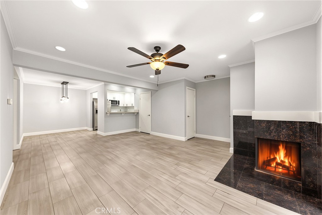 13115 Le Parc 35 Property Photo 9