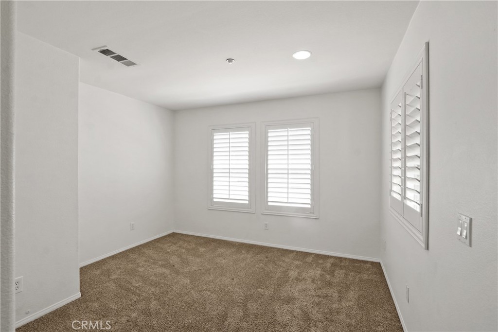 16556 El Revino Drive Property Photo 7