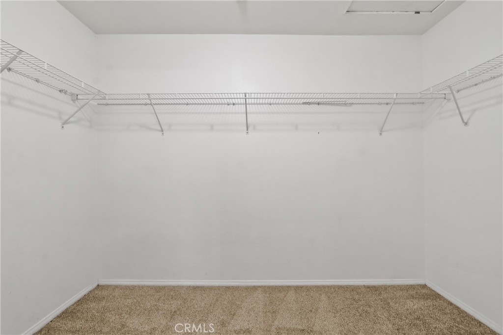 16556 El Revino Drive Property Photo 18