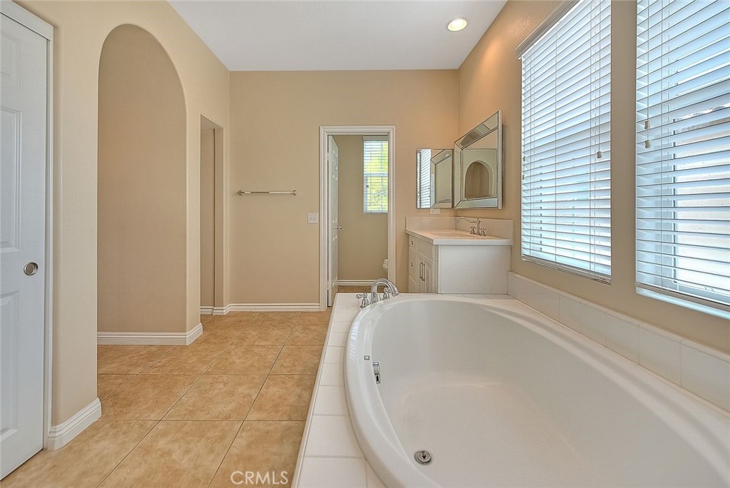 2907 Breezy Meadow Circle Property Photo 54
