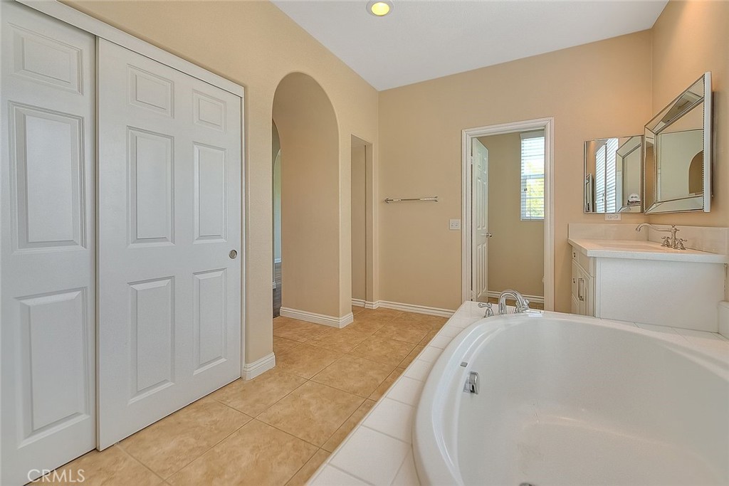2907 Breezy Meadow Circle Property Photo 55