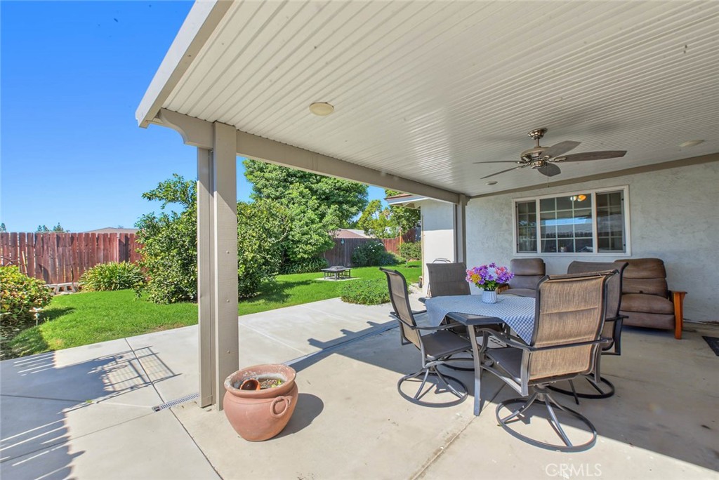 7124 Teak Way Property Photo 6
