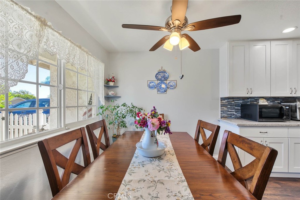 7124 Teak Way Property Photo 8