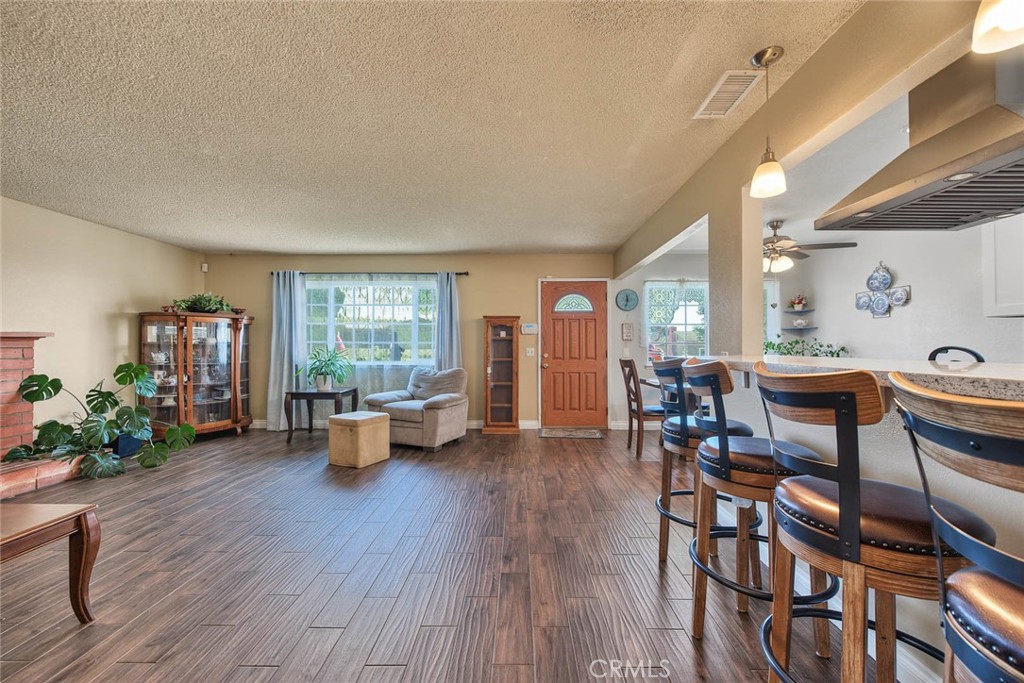 7124 Teak Way Property Photo 14